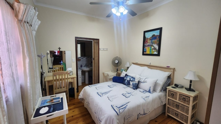 4 Bedroom Property for Sale in Keurboomstrand Western Cape